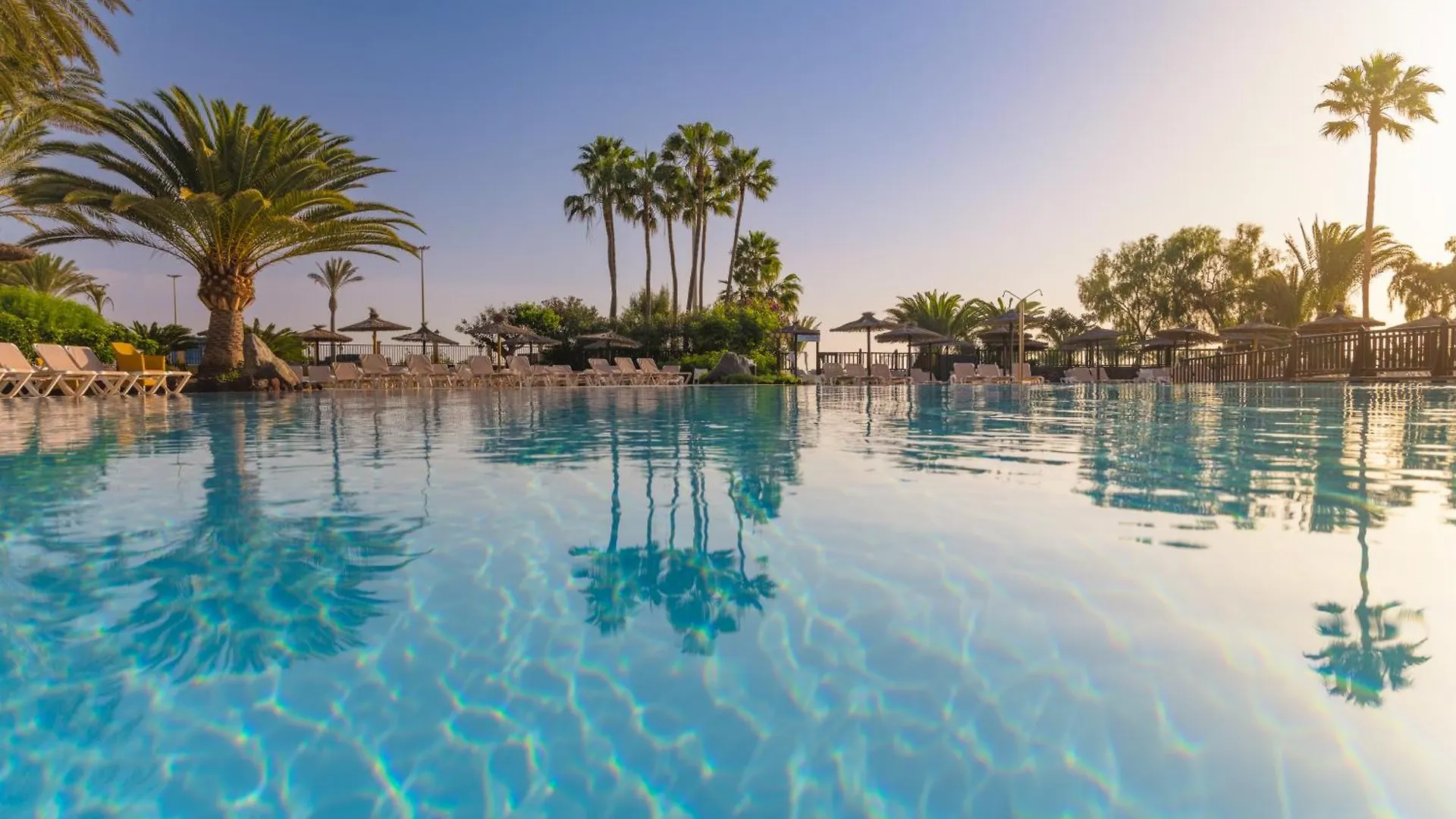 Elba Sara Beach & Golf Resort Caleta De Fuste 4*,  Spanien