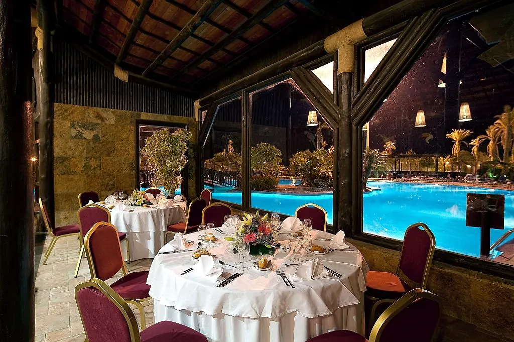 Elba Sara Beach&Golf Resort Caleta de Fuste 4*,