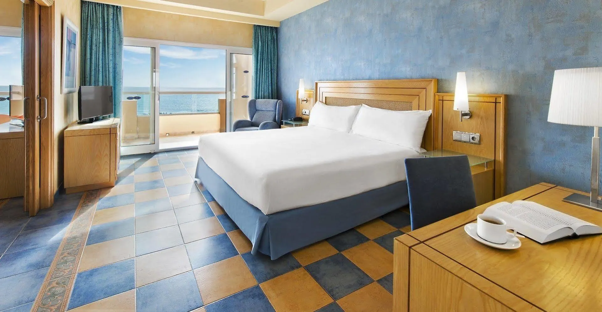 Elba Sara Beach & Golf Resort Caleta De Fuste 4*,